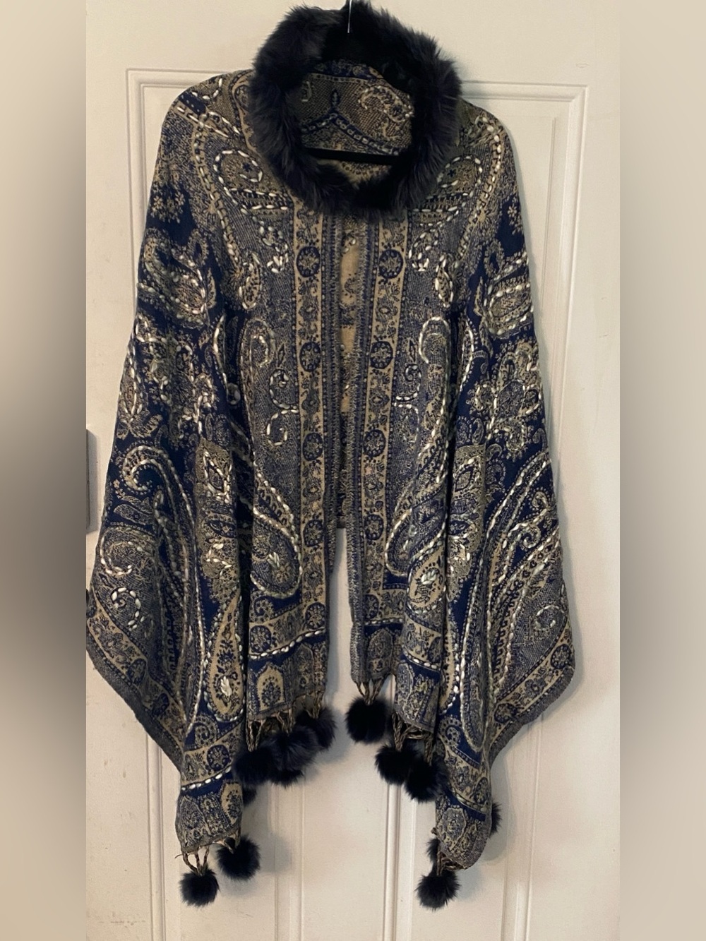 Lütuf Pashmina Shawl with Faux Fox Collar and Pom Pom Fringe Wrap